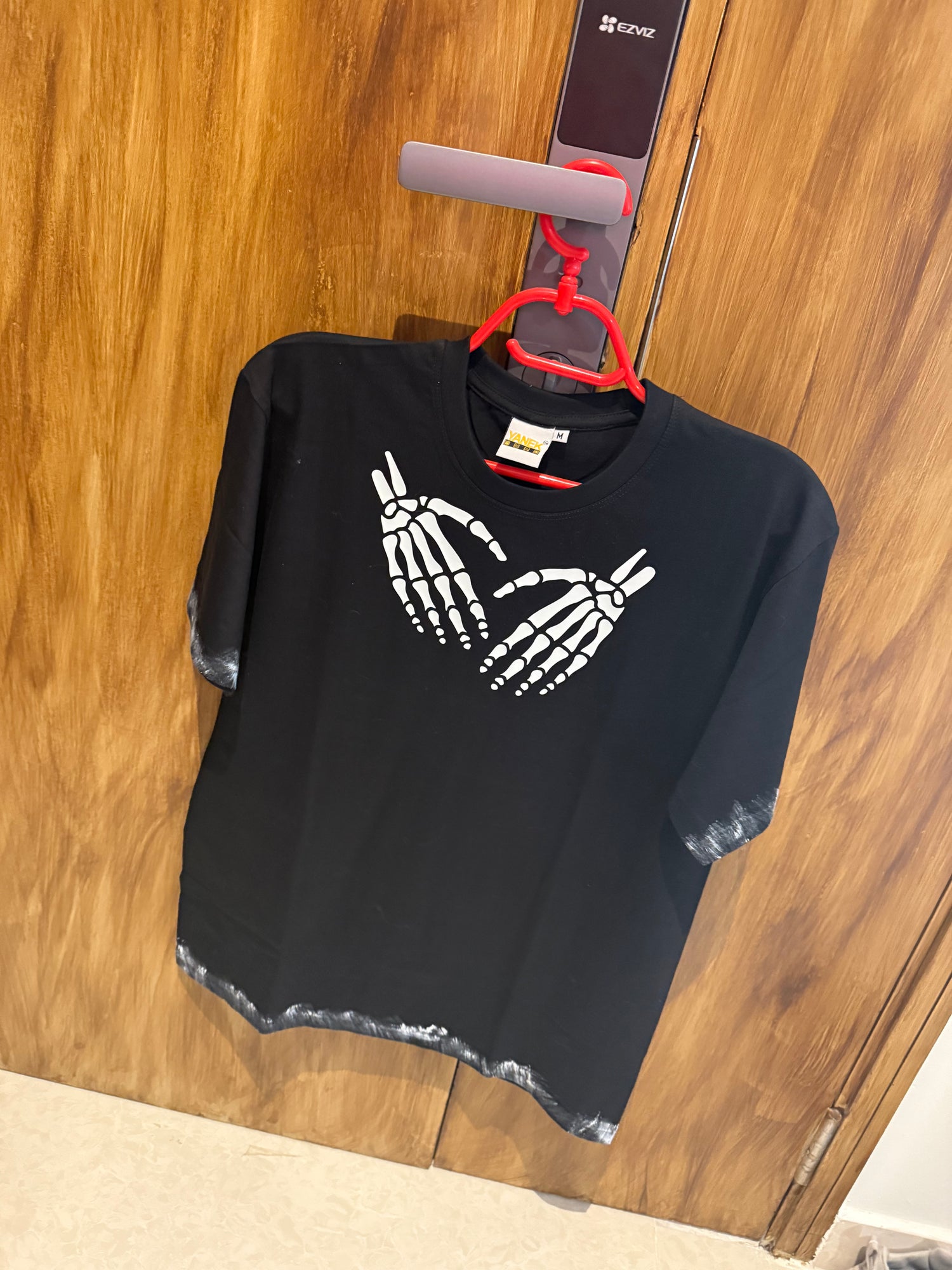 Skull splash lines T-shirt