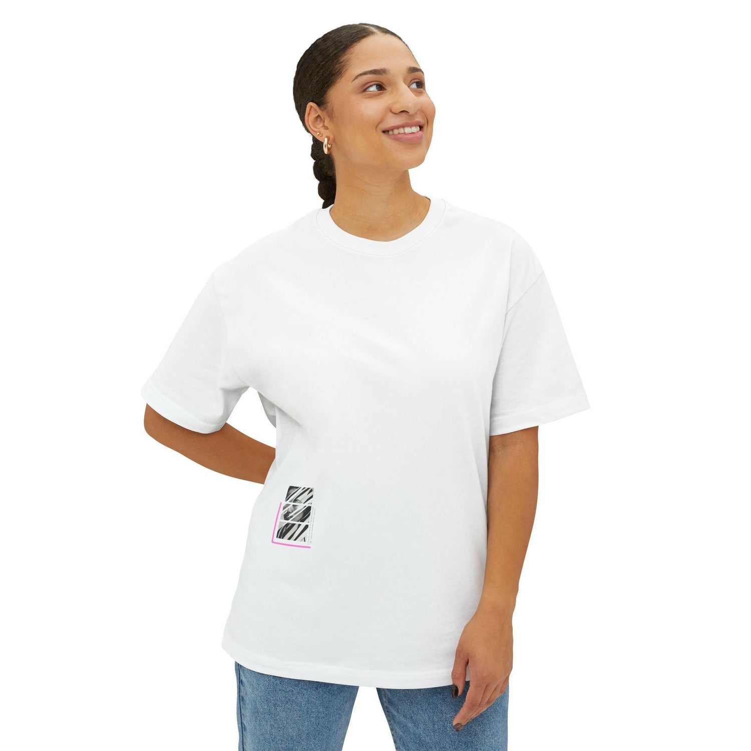 Trendy Unisex Oversized Boxy Tee with Striking Graphic Design.