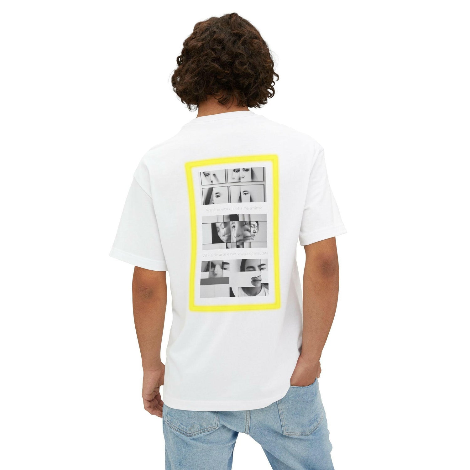 Graphic Unisex Oversized Boxy Tee - Trendy Streetwear Design.