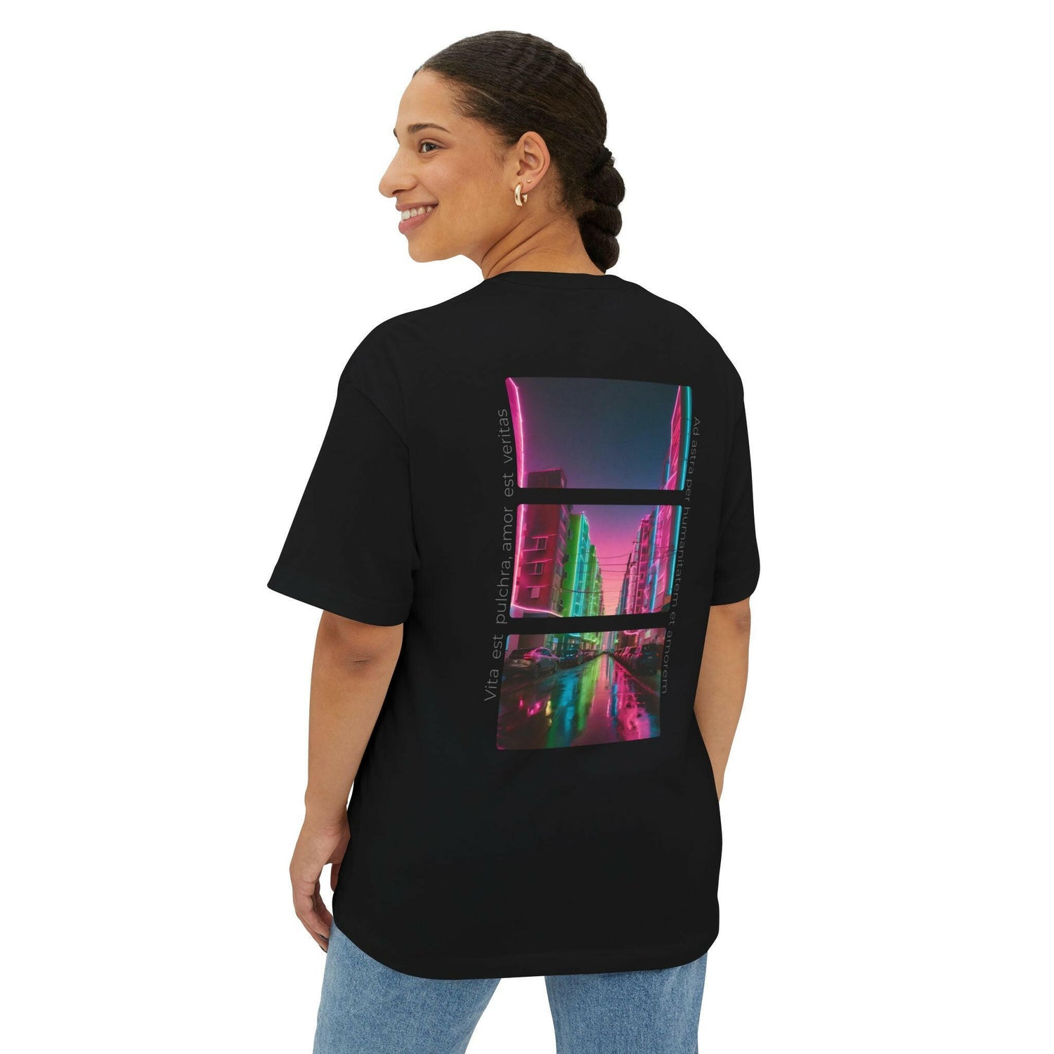 Urban Vibe Unisex Oversized Boxy Tee - Retro Graphic Style.